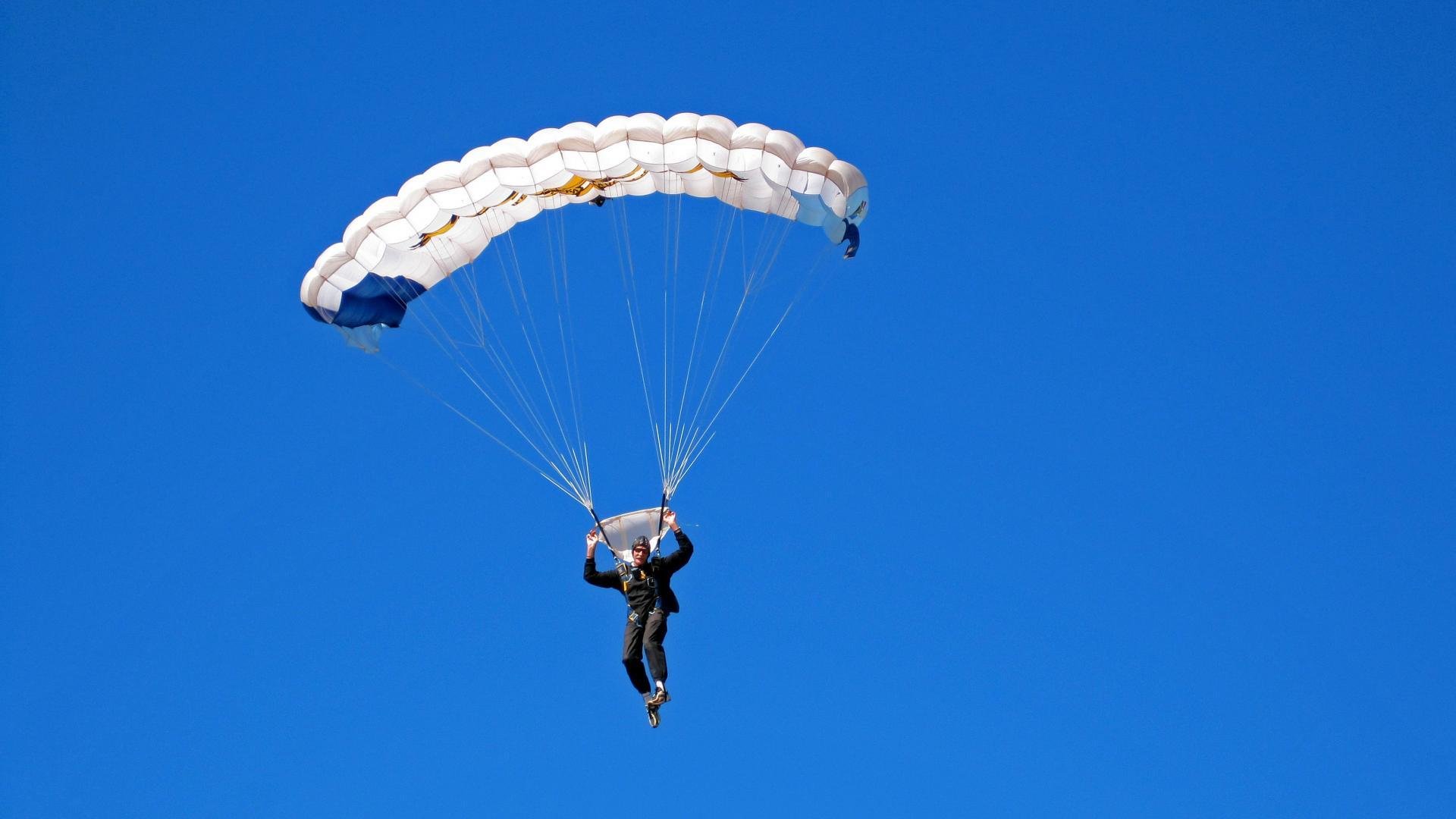 《王者荣耀“星耀合战”年度盛事:全球顶尖战队争锋,点燃电竞热潮!》